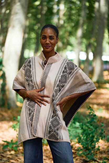 Handwoven Peruvian Wool Poncho Shawl