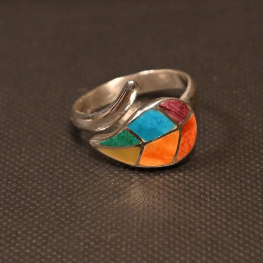 Einzelner Coca-Blatt-Ring aus 950er Silber